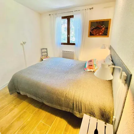 아파트 Bright For 4 - Near Saint-Raphaël